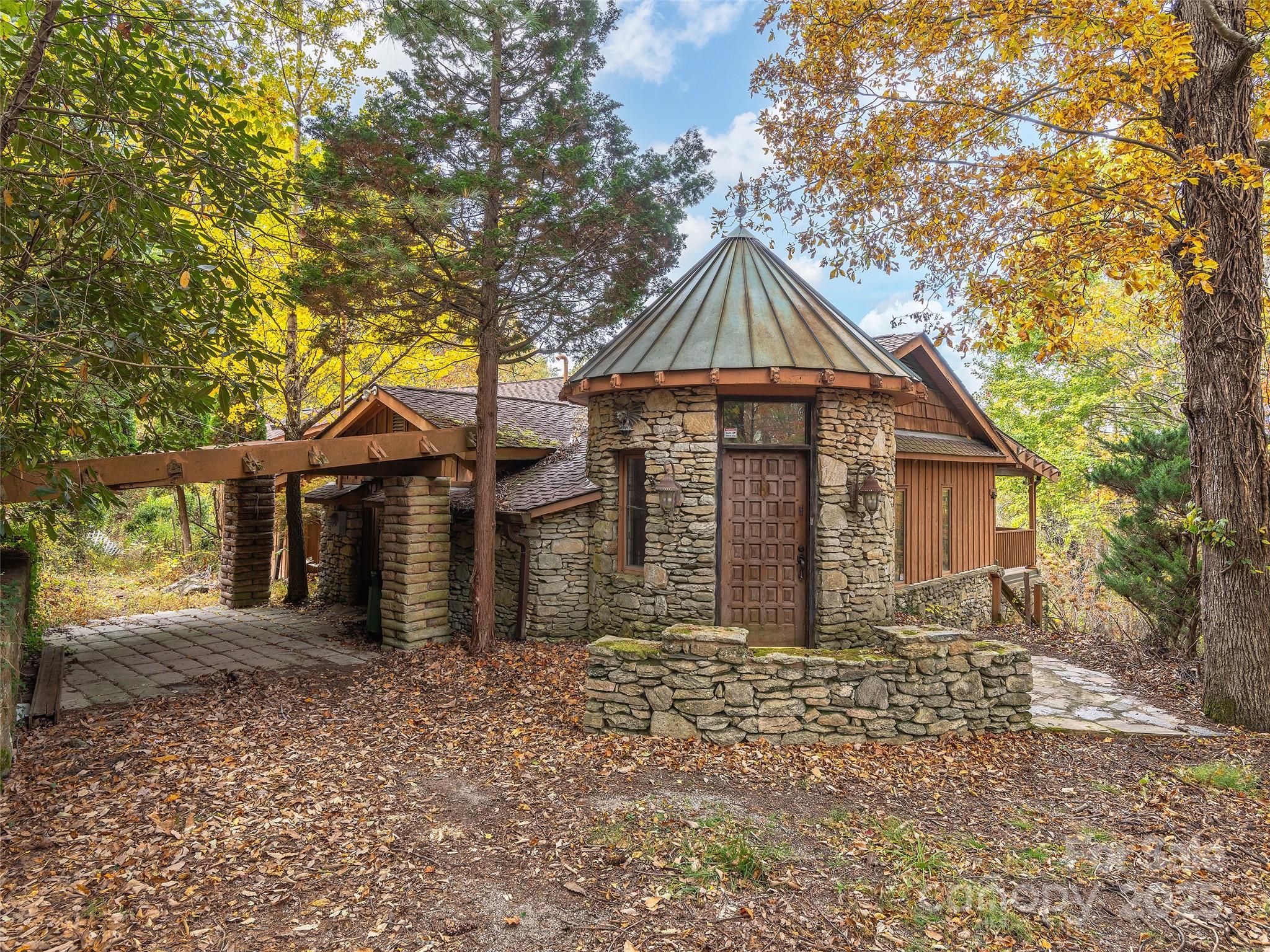 284 Indian Cave Park Road