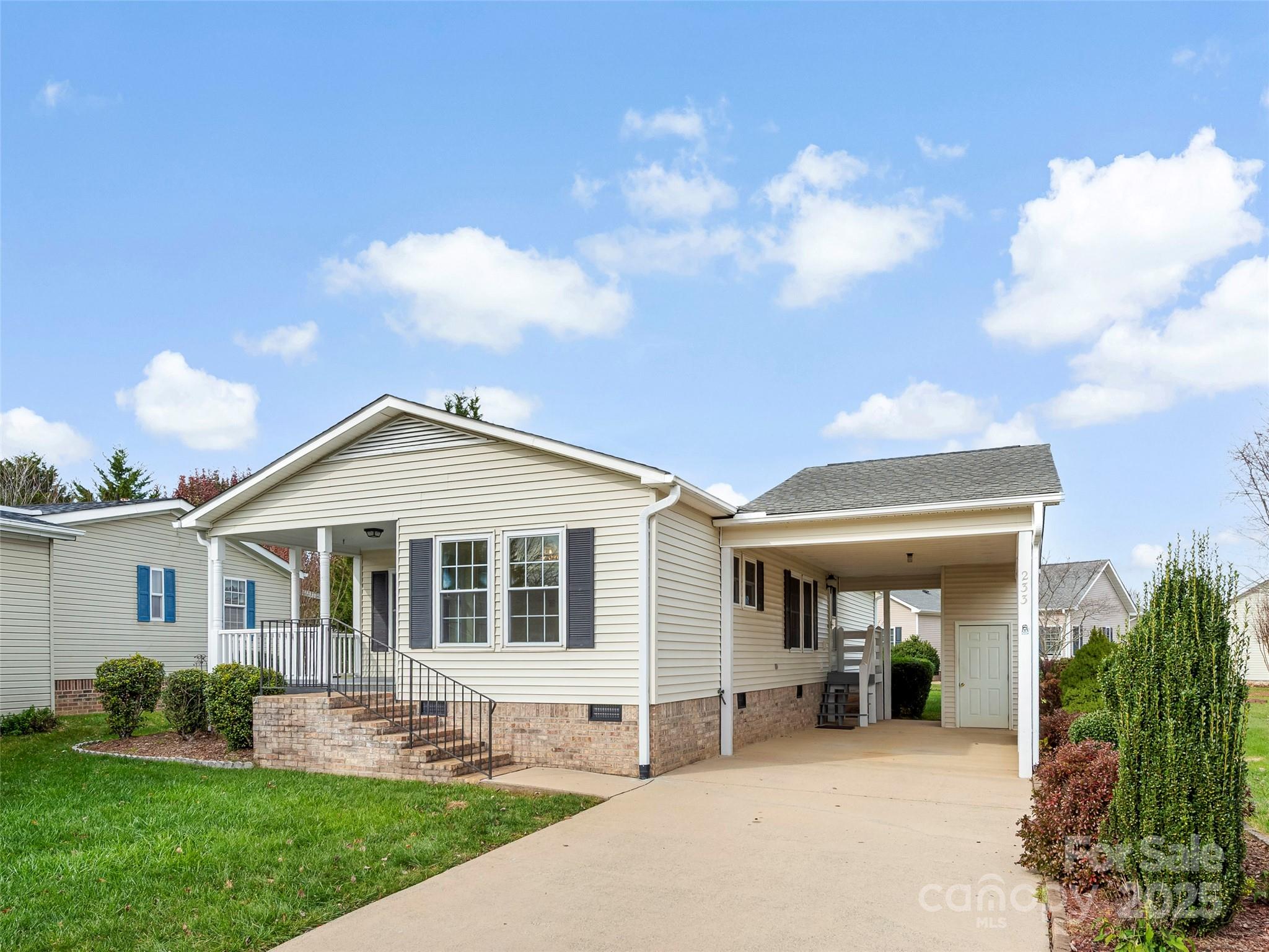 233 White Ash Circle