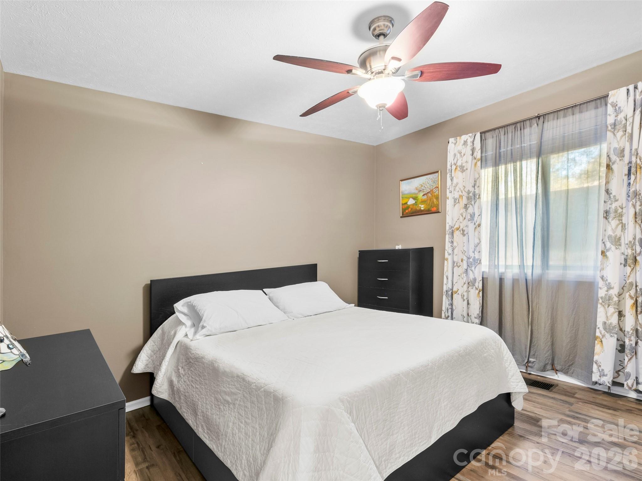 531 Courtwood Lane Unit: 2