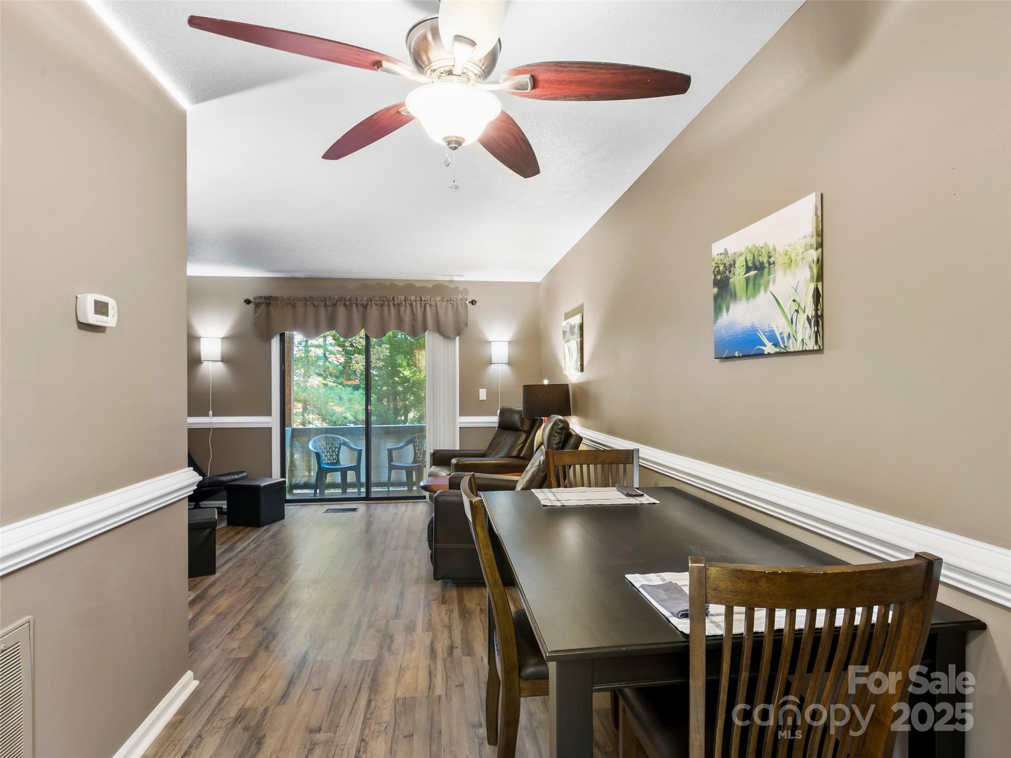 531 Courtwood Lane Unit: 2