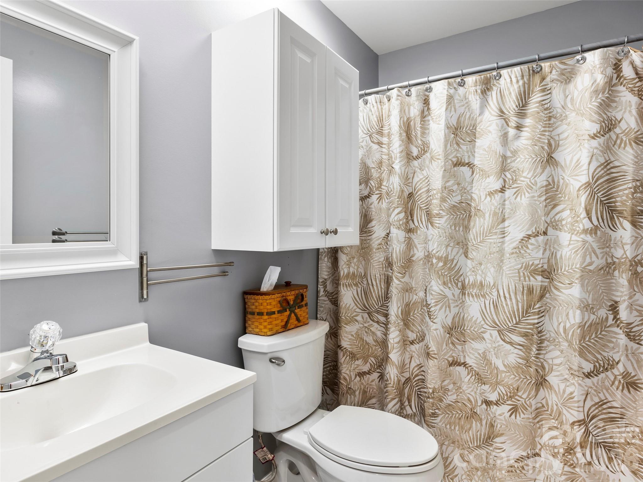 531 Courtwood Lane Unit: 2