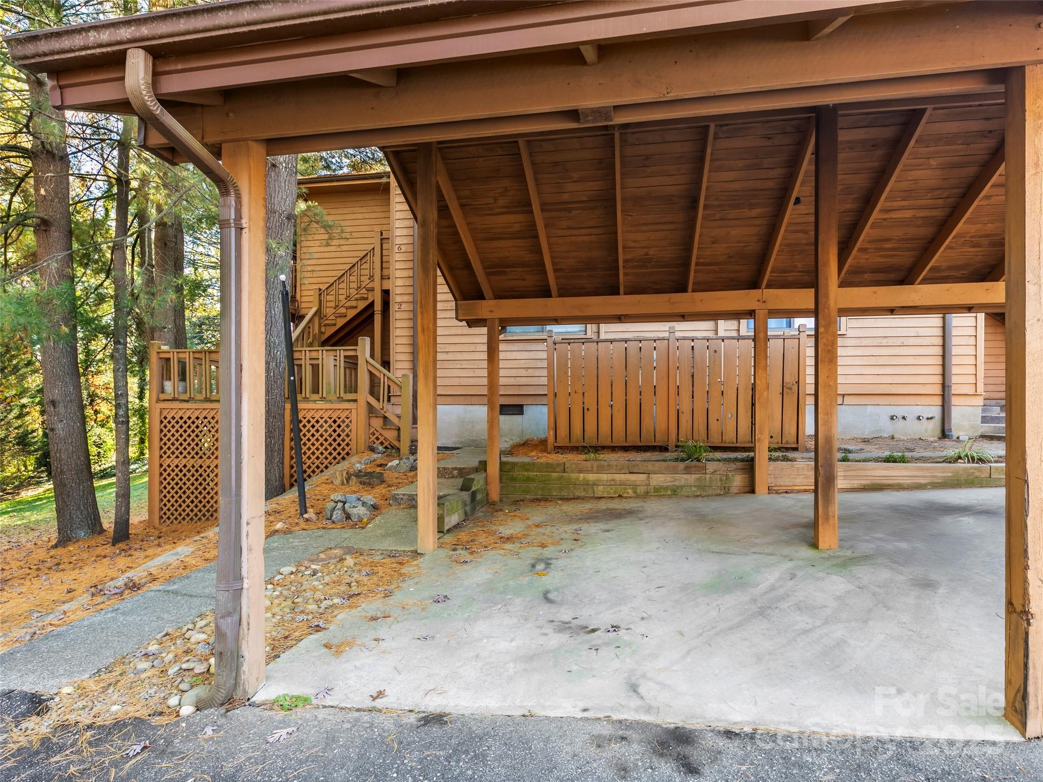 531 Courtwood Lane Unit: 2