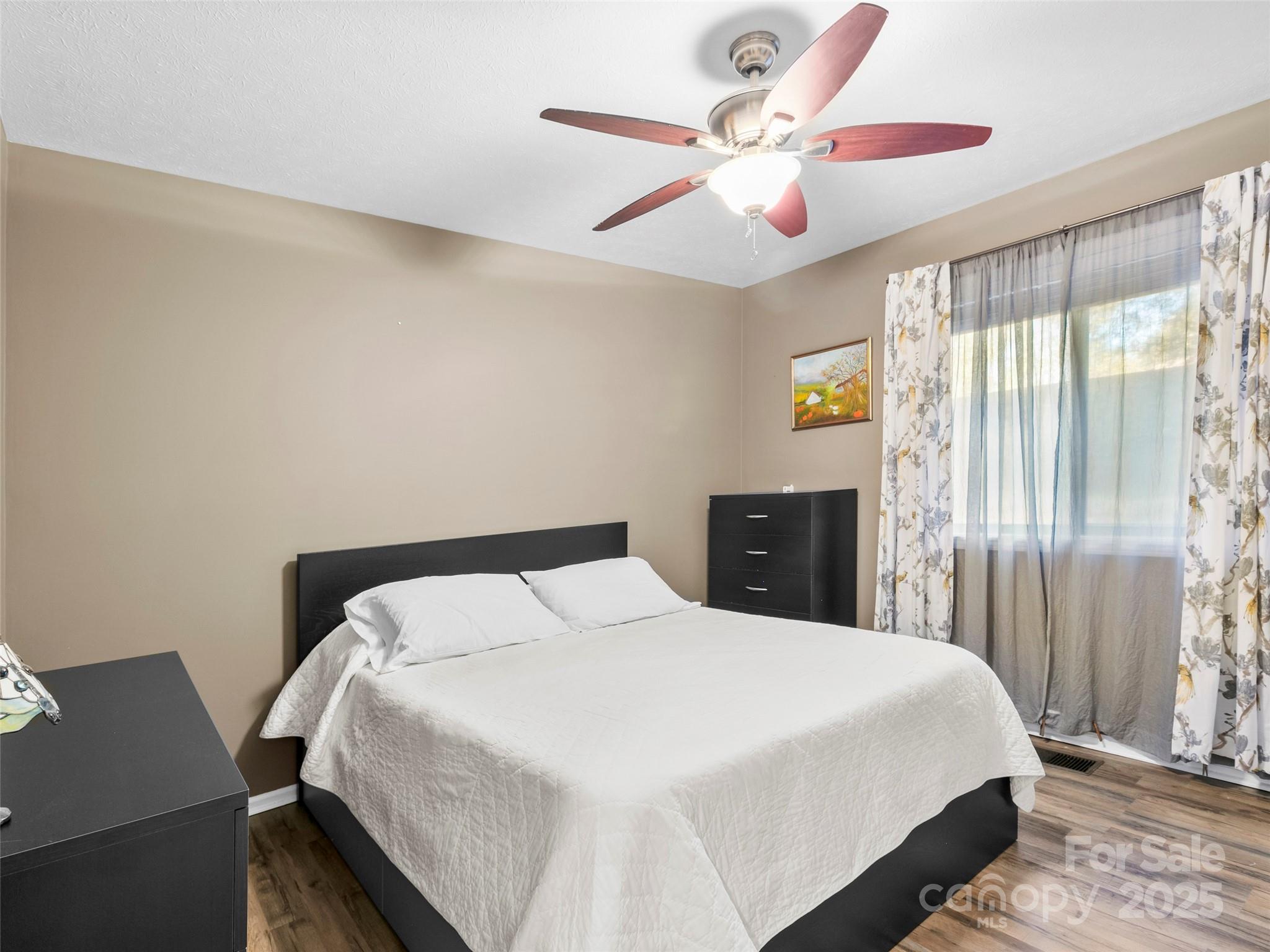 531 Courtwood Lane Unit: 2