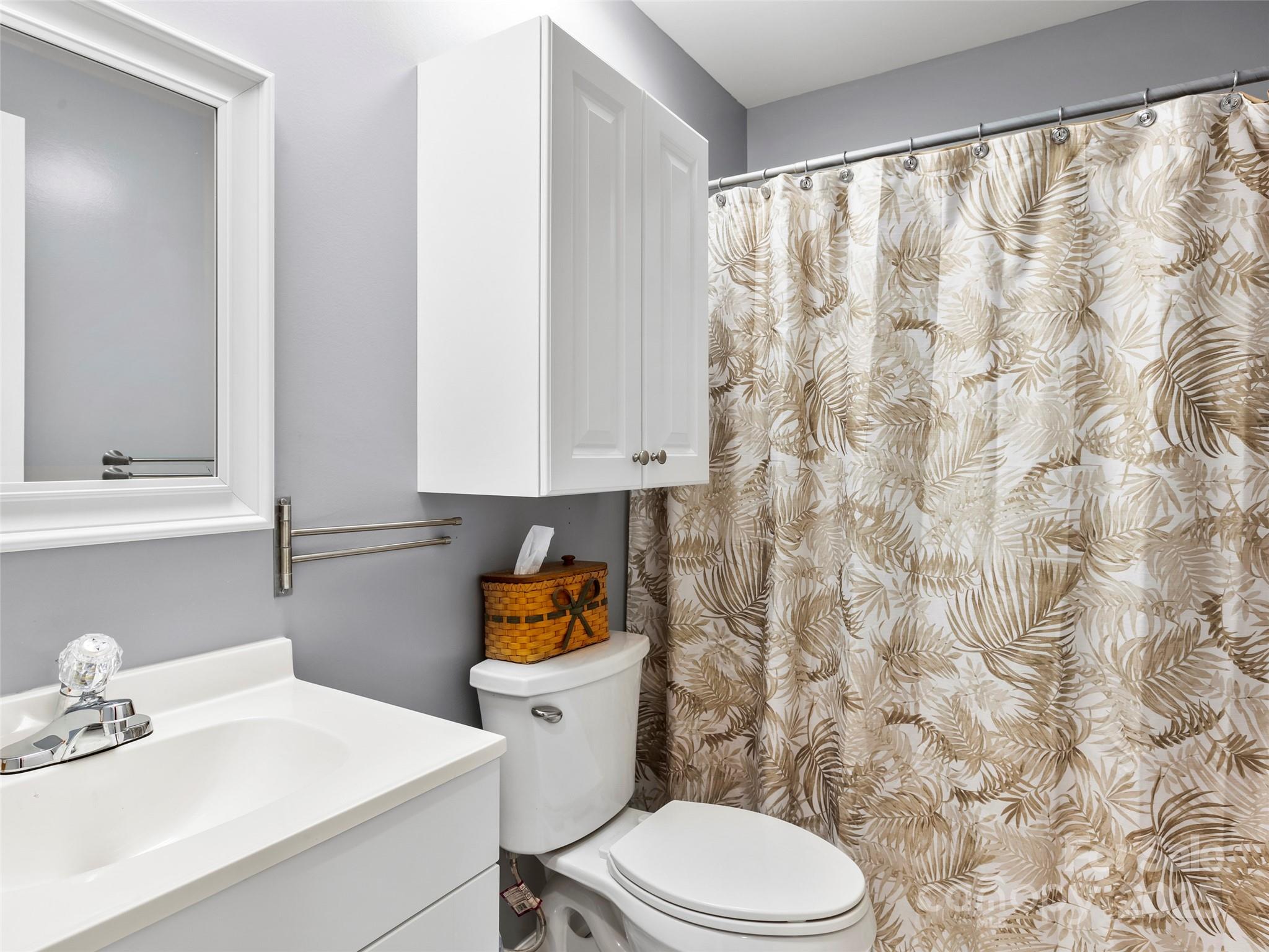 531 Courtwood Lane Unit: 2