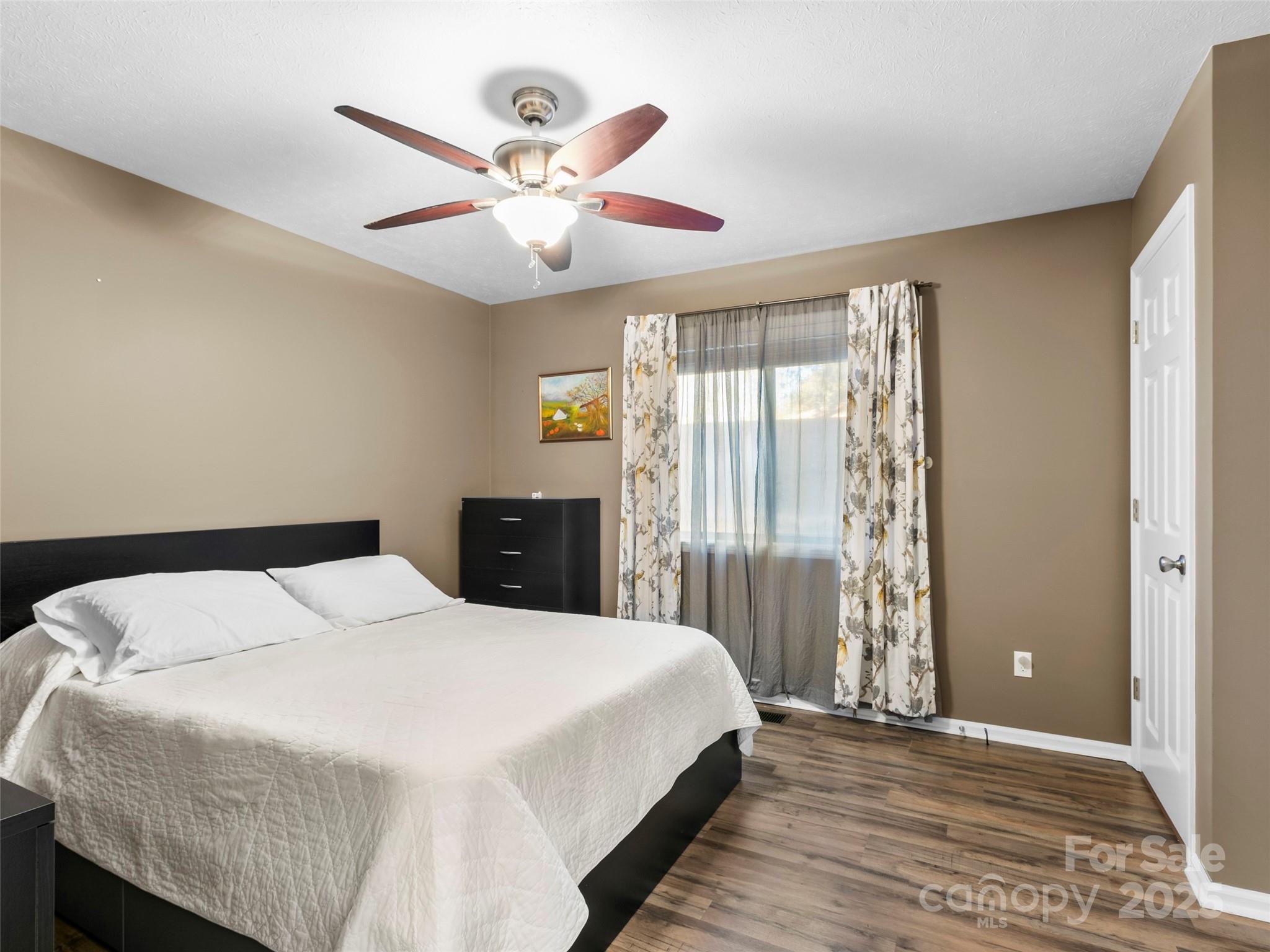 531 Courtwood Lane Unit: 2