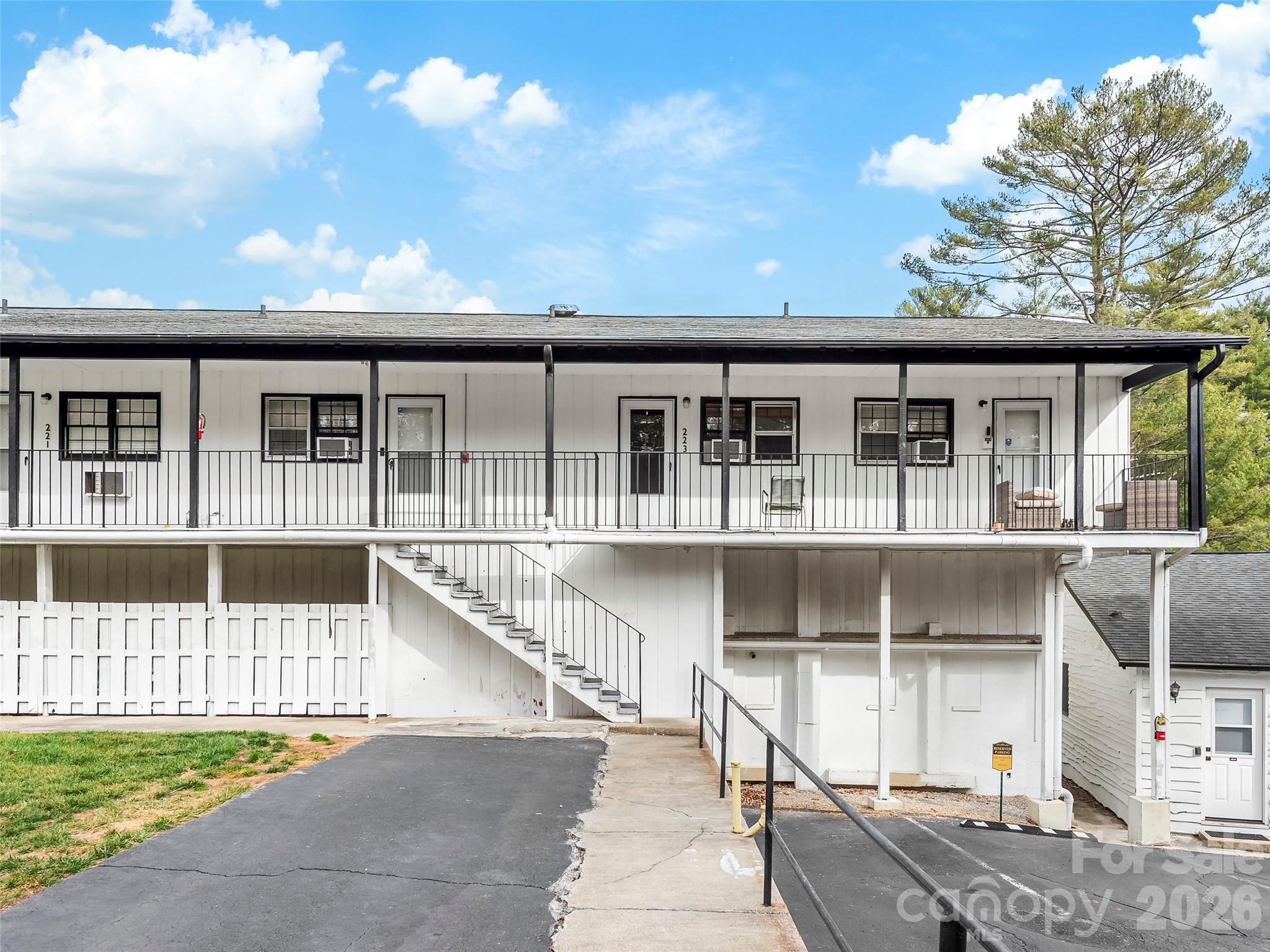 130 Old Mill Road Unit: 223