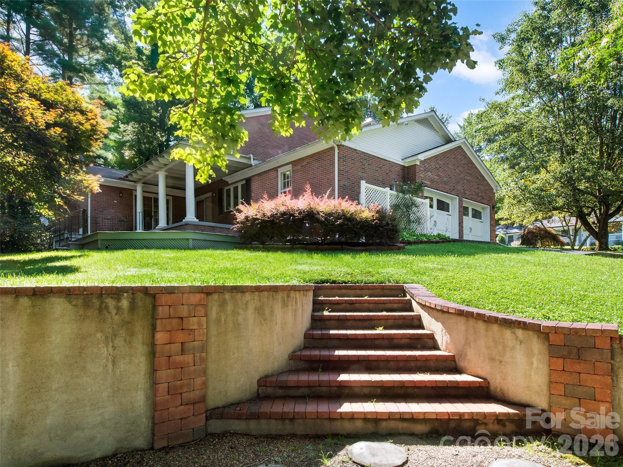 110 Glengary Drive