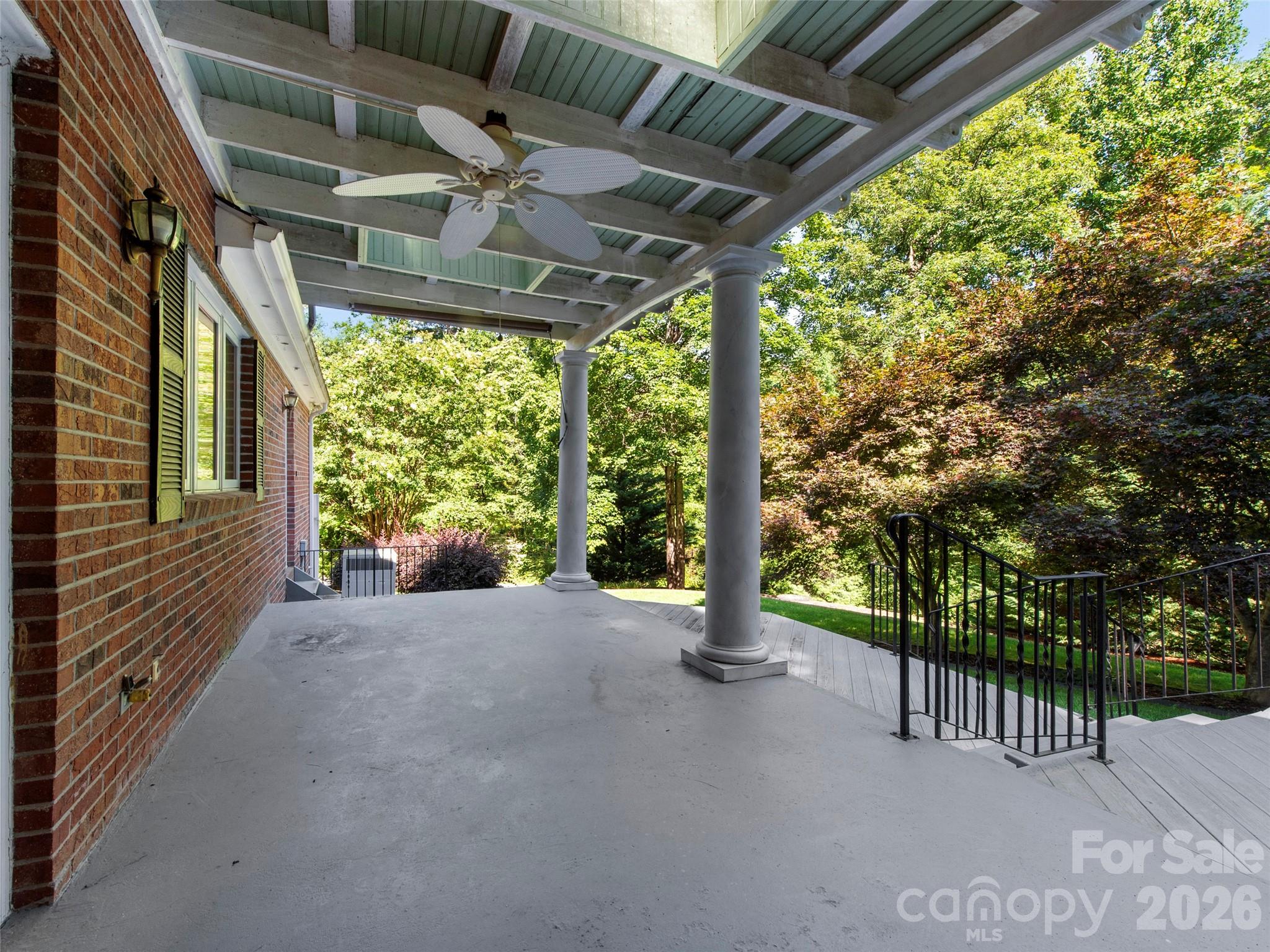 110 Glengary Drive