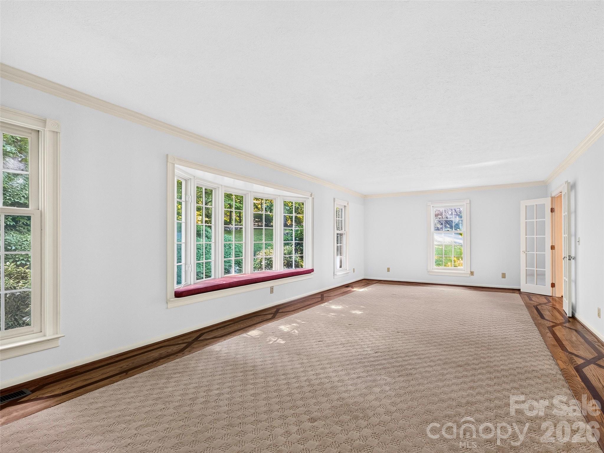 110 Glengary Drive