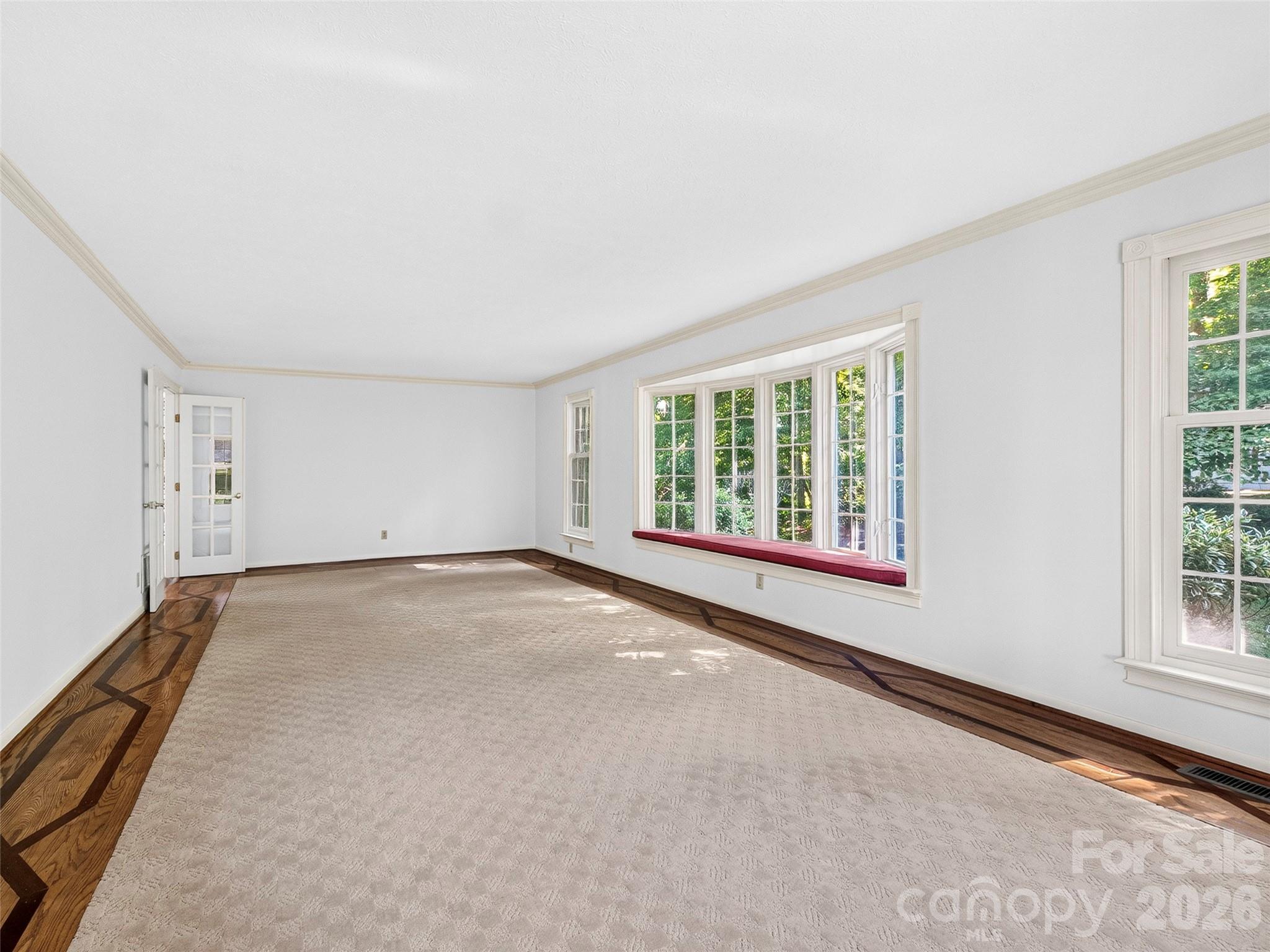 110 Glengary Drive