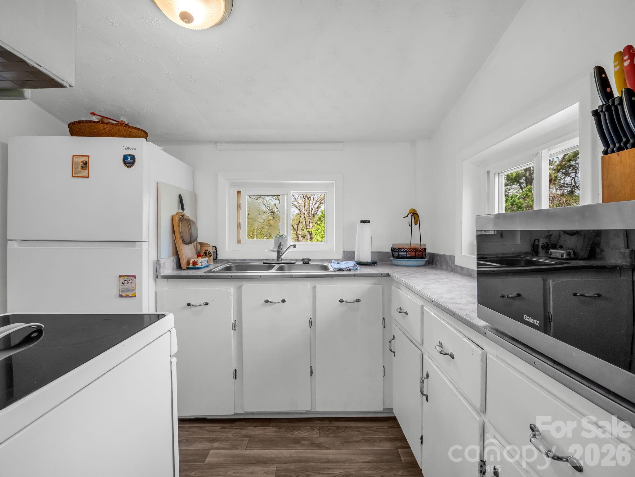 961 Mid Allen Road