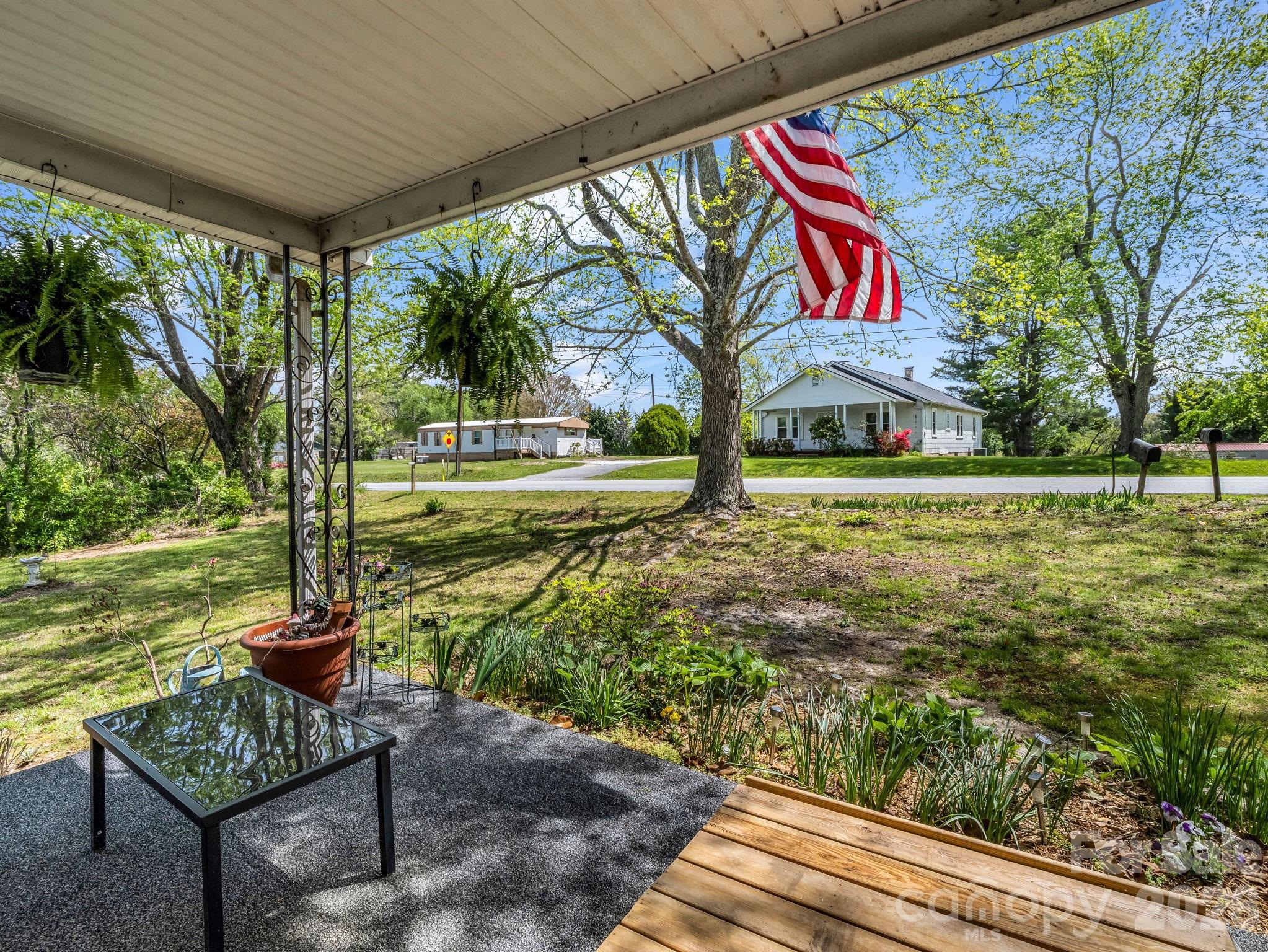 961 Mid Allen Road