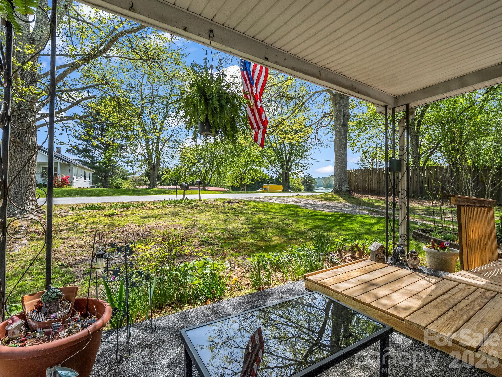 961 Mid Allen Road