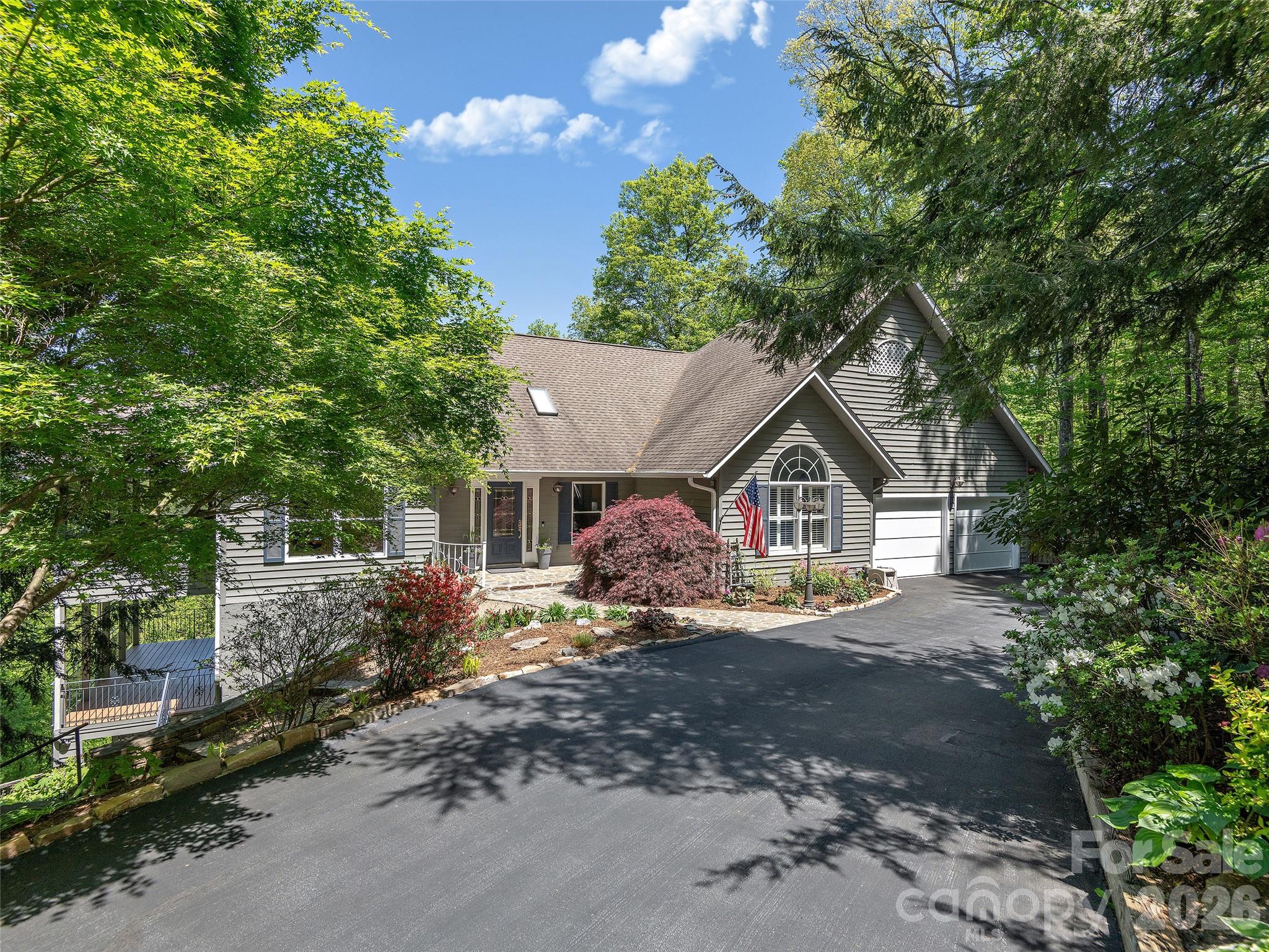 126 Stonebridge Drive