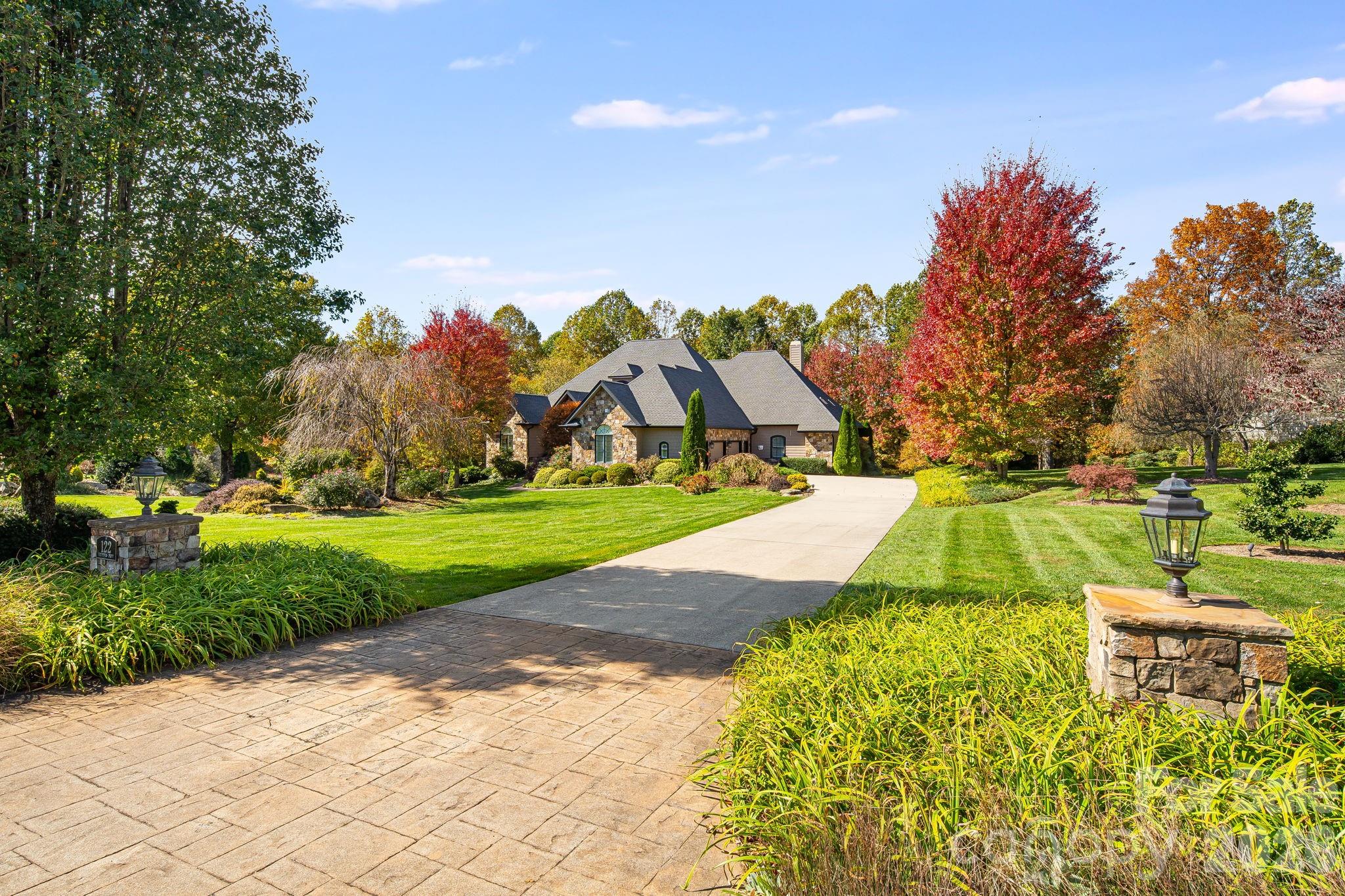 122 Founders Drive