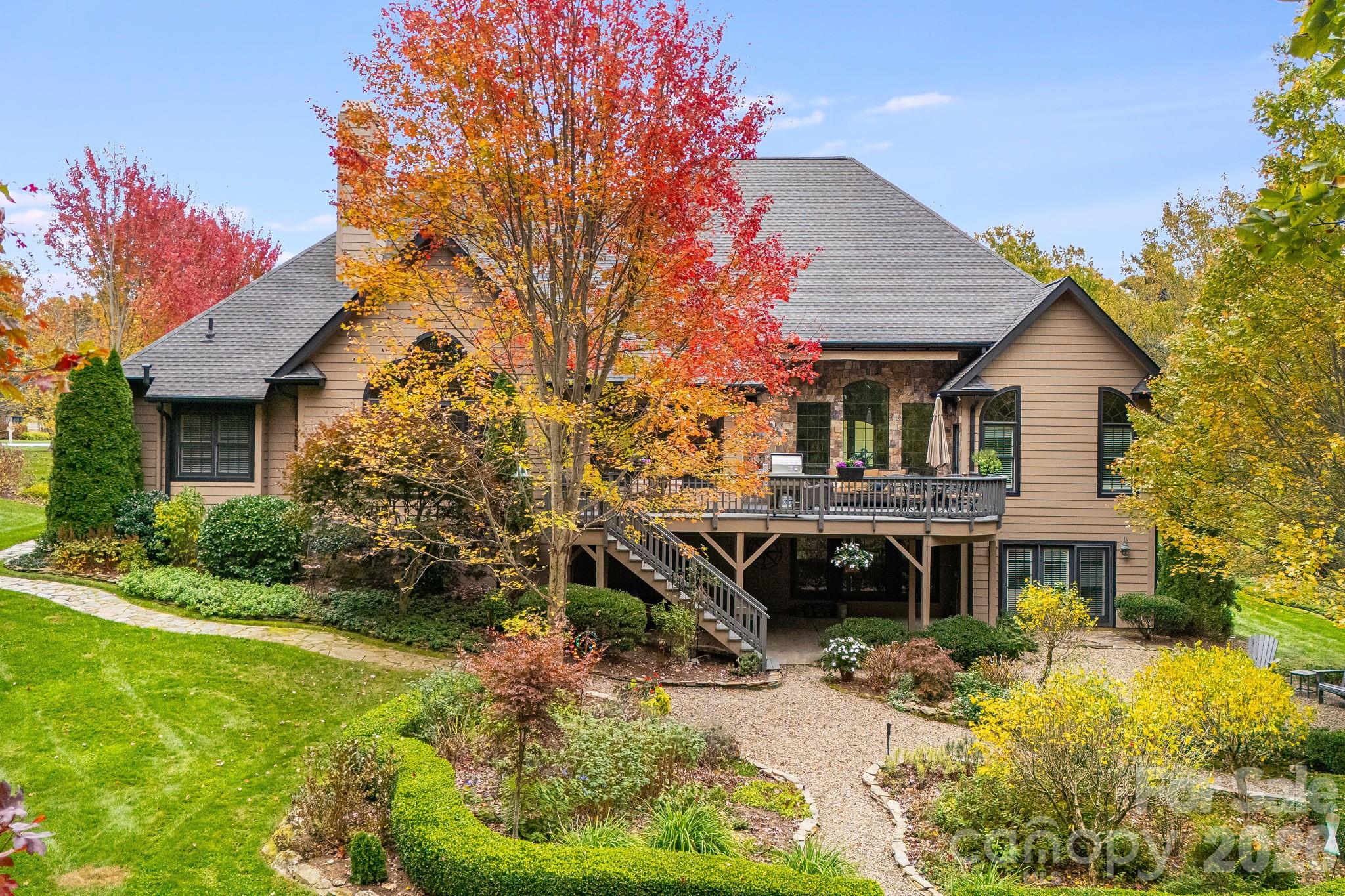 122 Founders Drive
