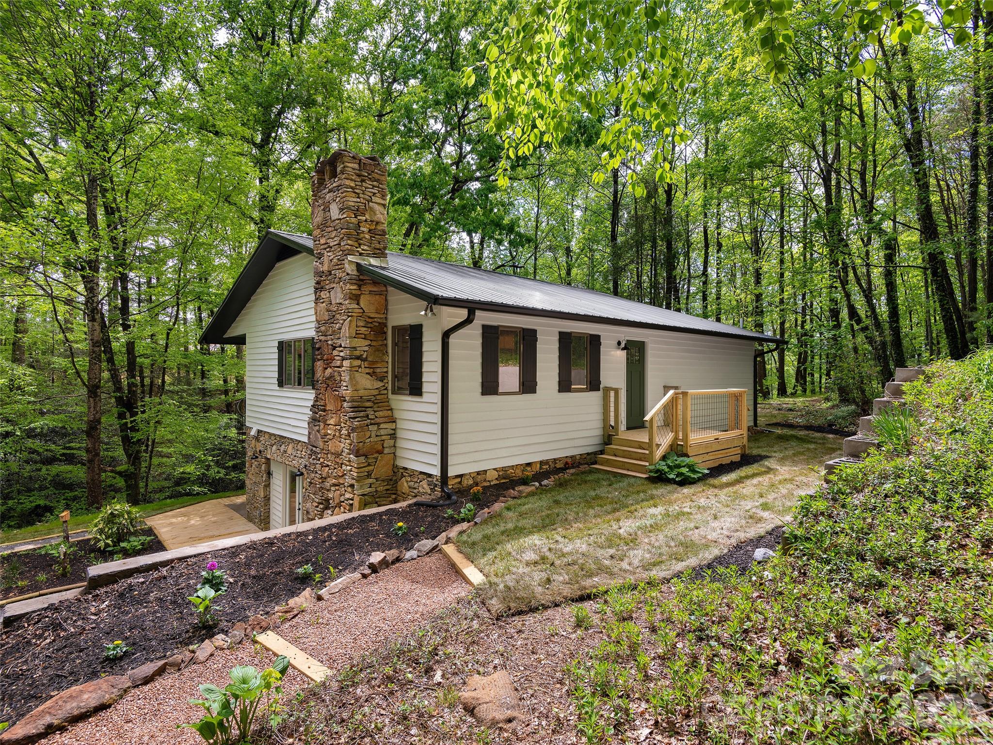 209 Ivy Hill Road