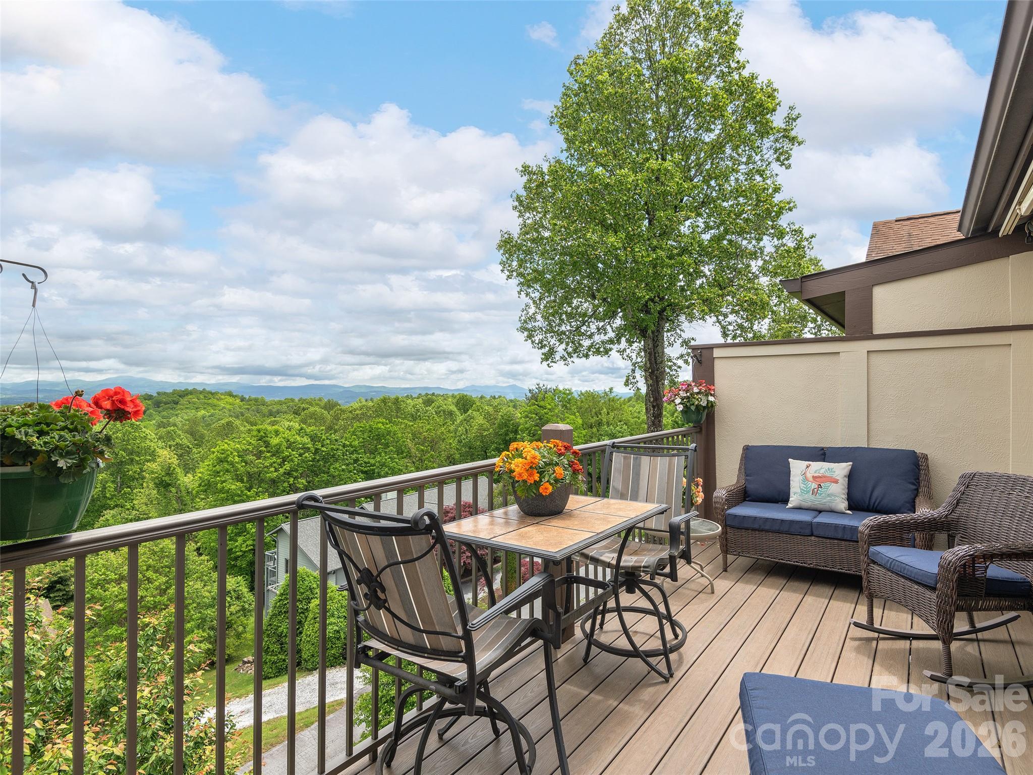 503 Fleetwood Plaza