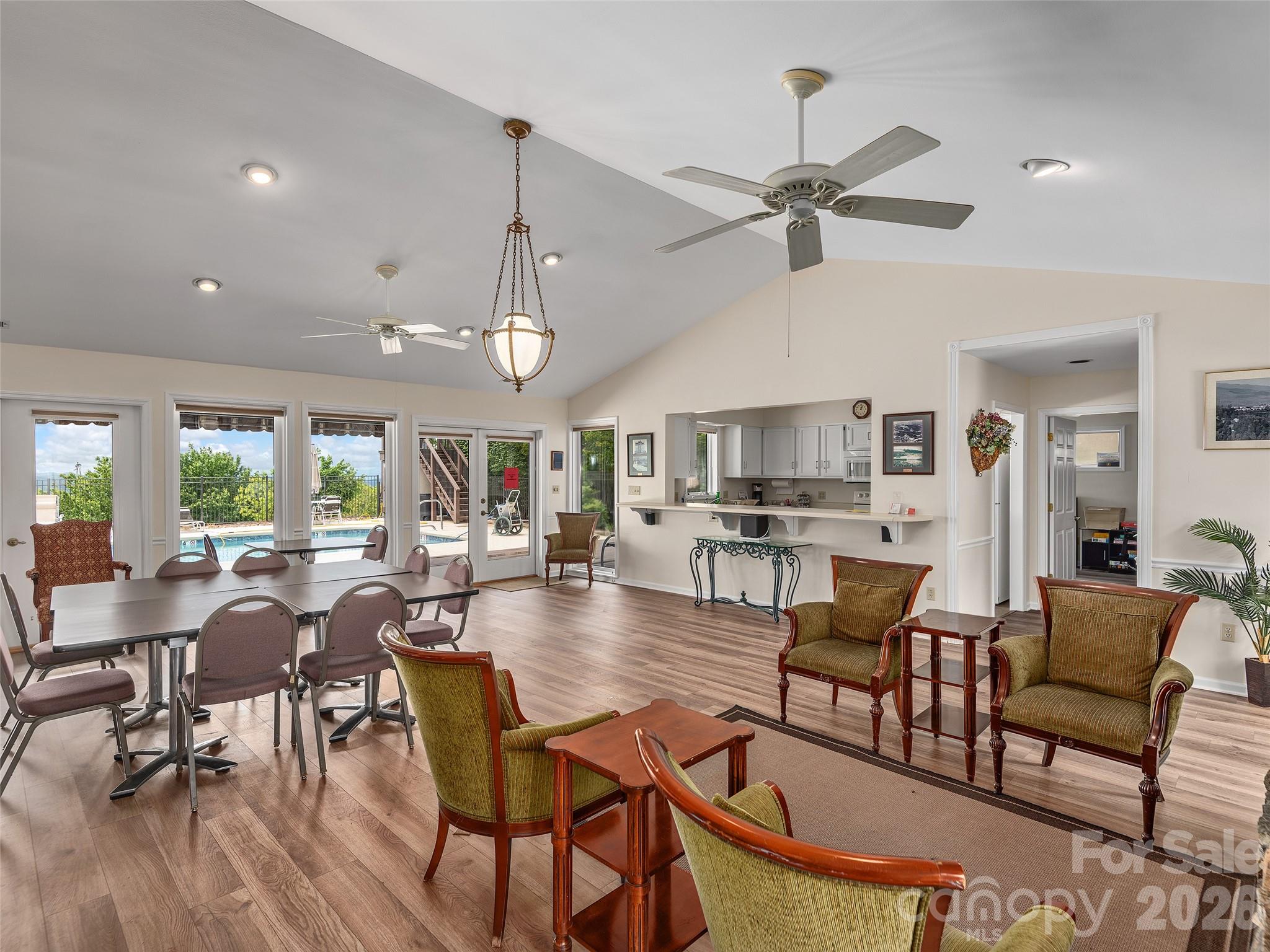 503 Fleetwood Plaza