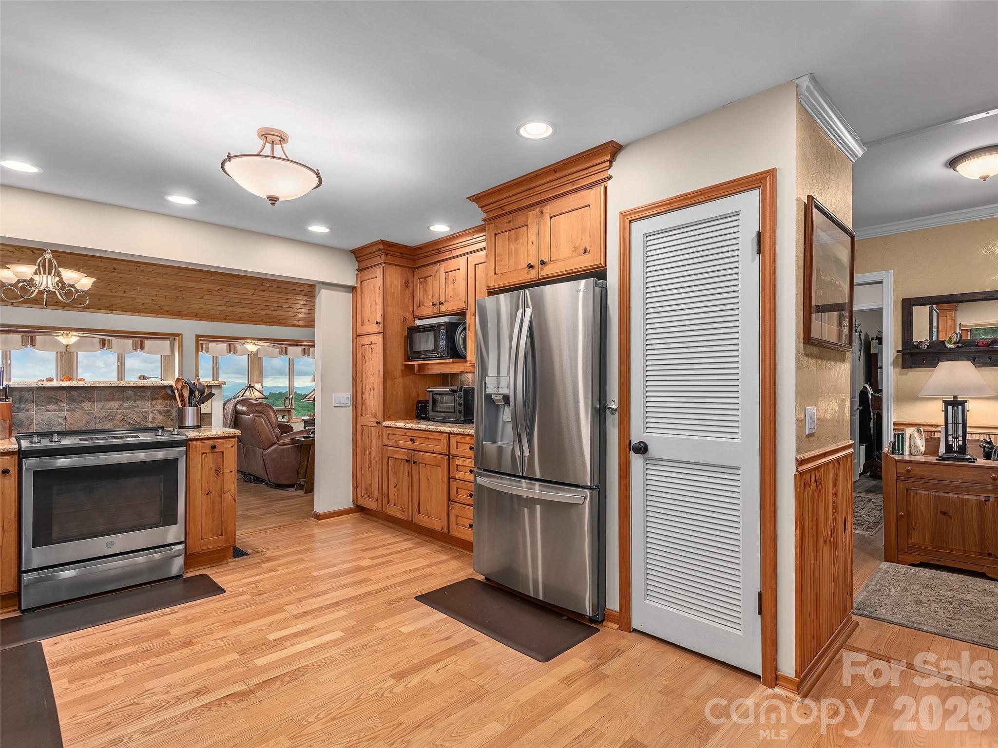 503 Fleetwood Plaza