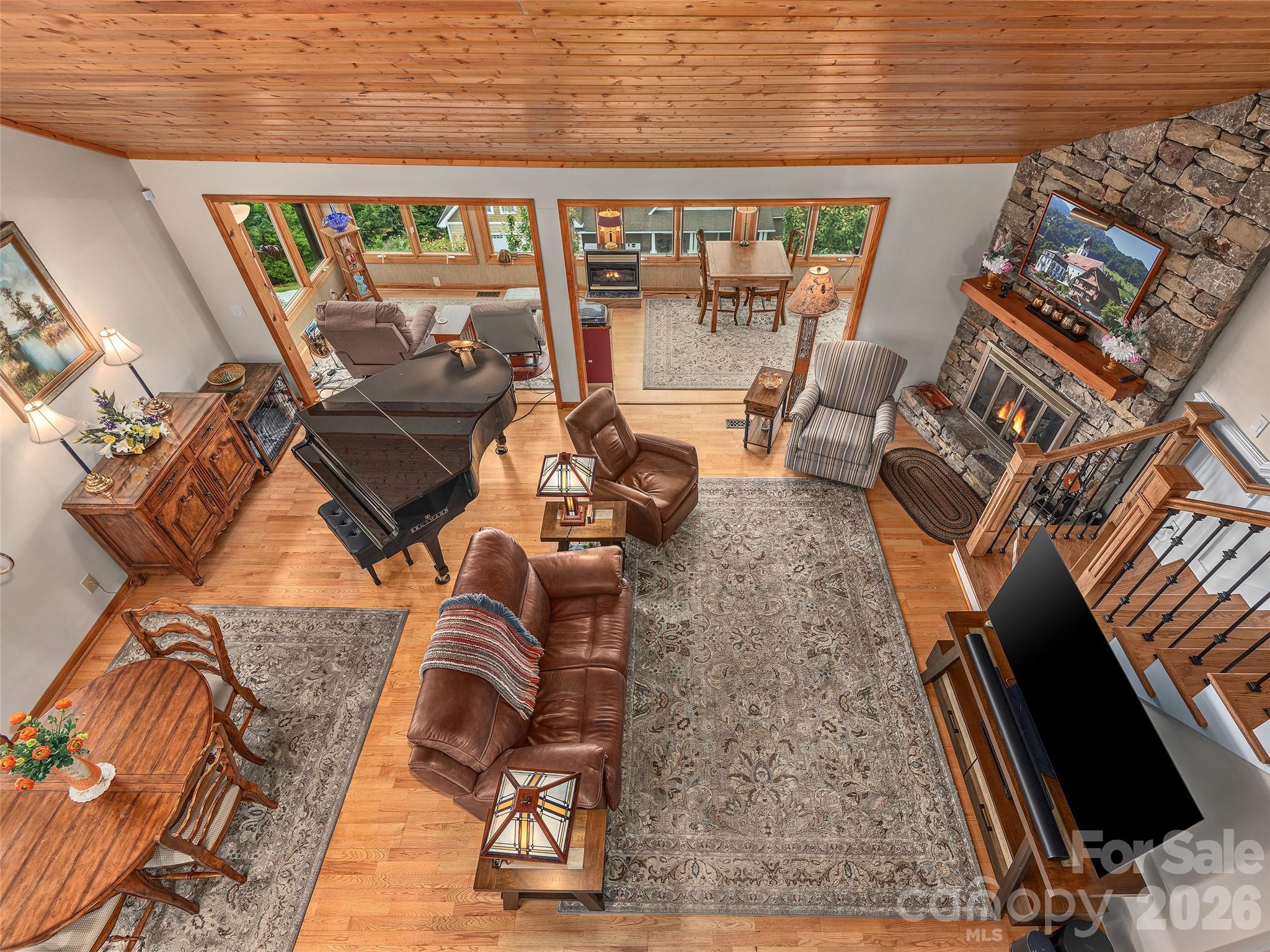 503 Fleetwood Plaza