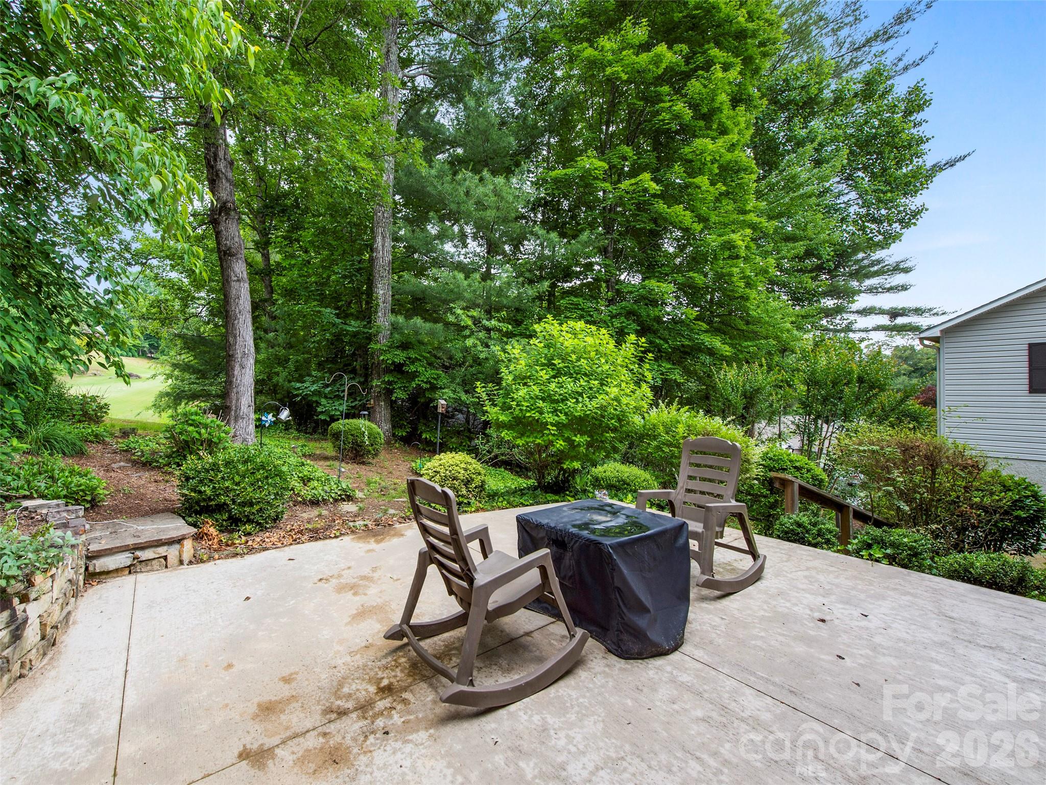 83 Laurel Ridge Place
