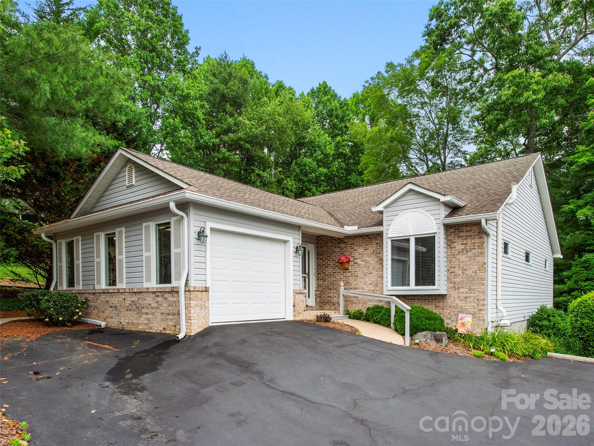 83 Laurel Ridge Place