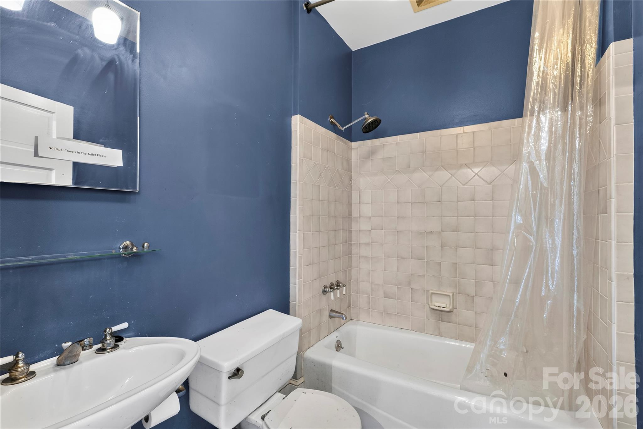 729 5th Avenue W