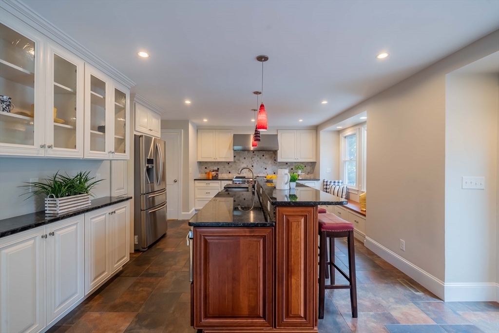 79 N Hancock St