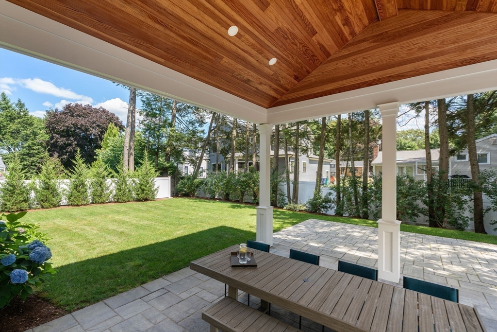 22 Esty Farm Rd