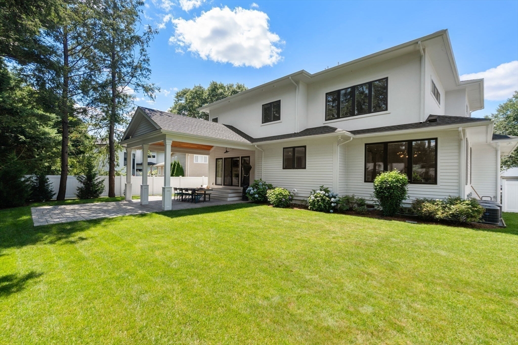 22 Esty Farm Rd
