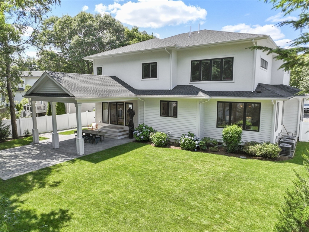 22 Esty Farm Rd