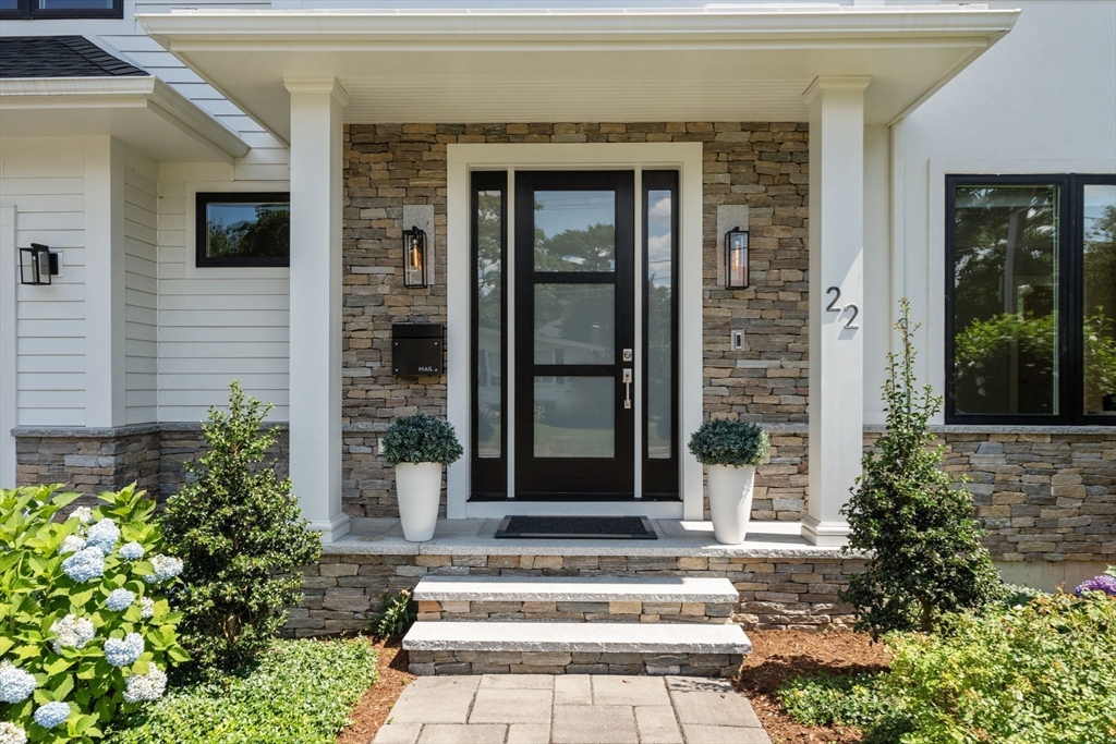 22 Esty Farm Rd