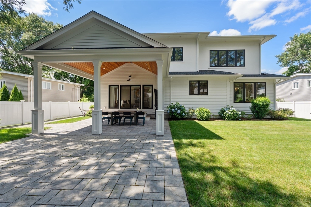 22 Esty Farm Rd