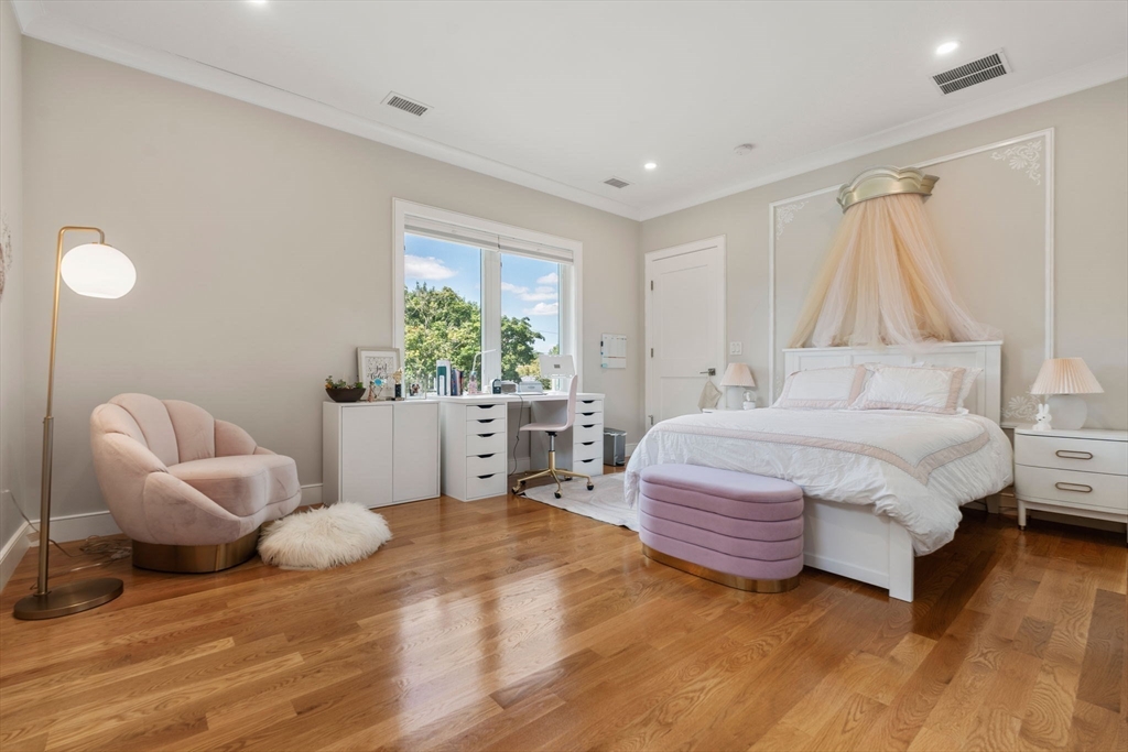 22 Esty Farm Rd