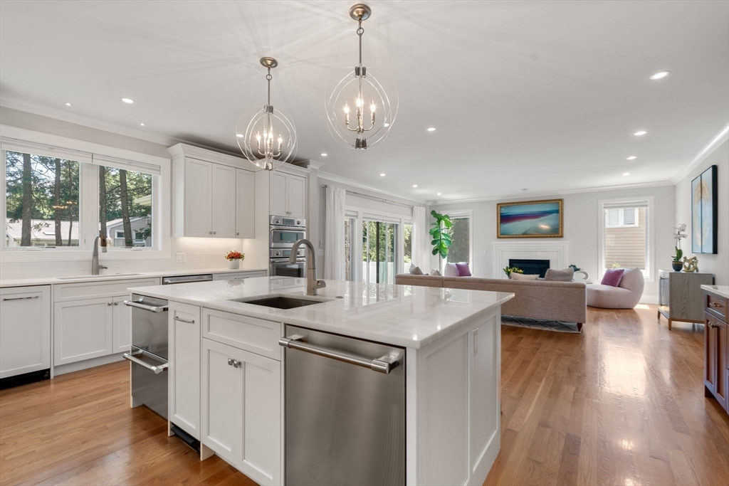 22 Esty Farm Rd