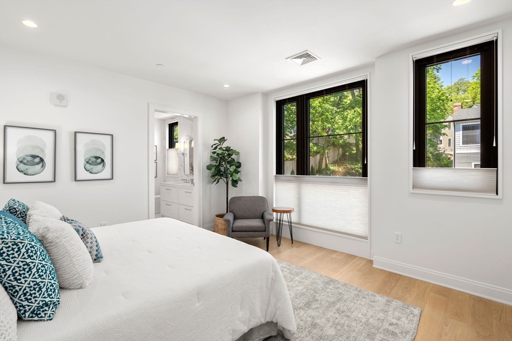 100 Linden Street Unit 202