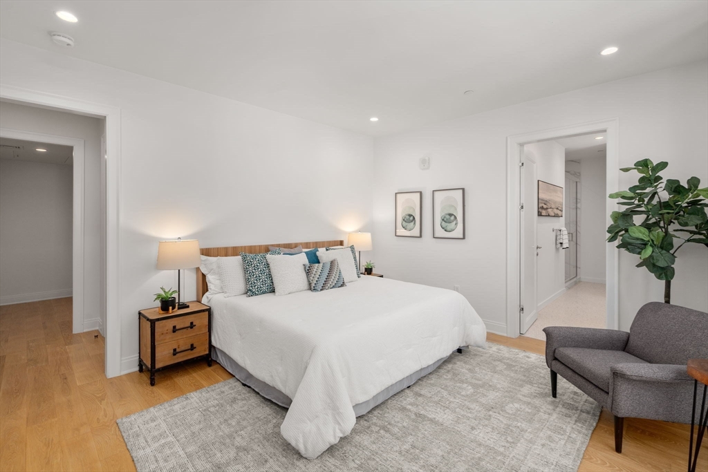 100 Linden Street Unit 202