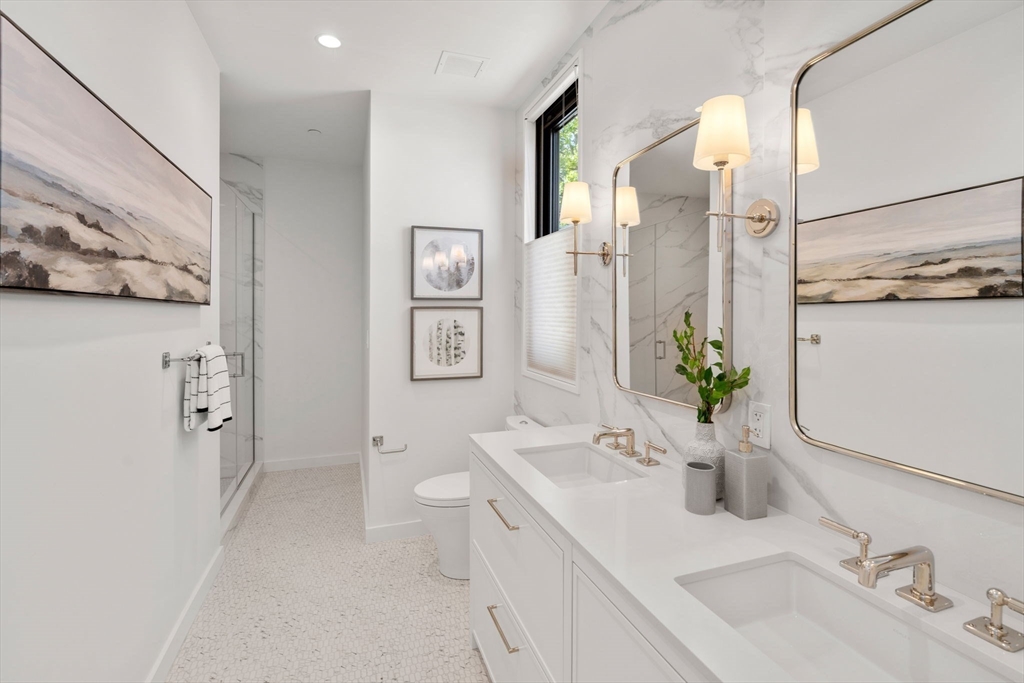 100 Linden Street Unit 202