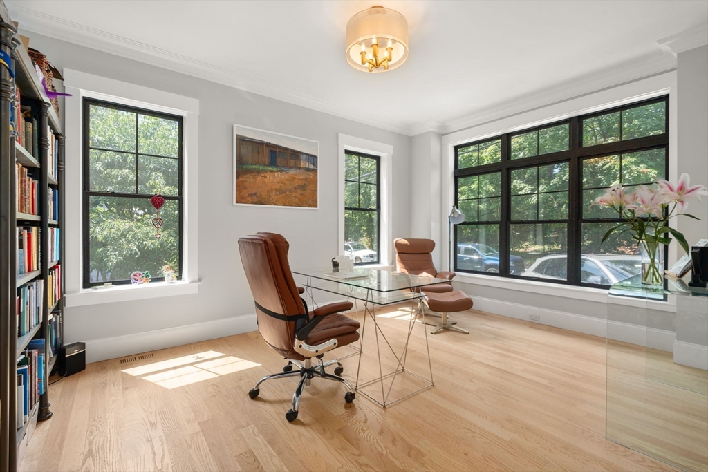 14 Hunnewell St
