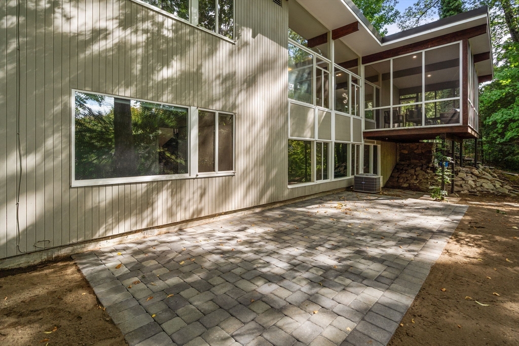 47 Nancy Rd