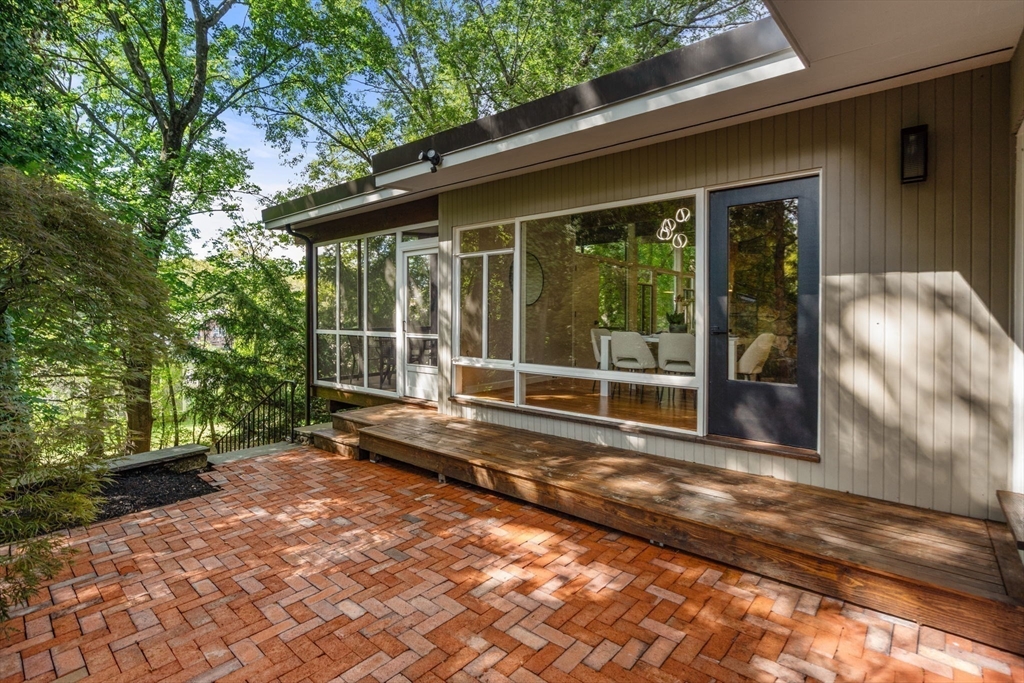 47 Nancy Rd