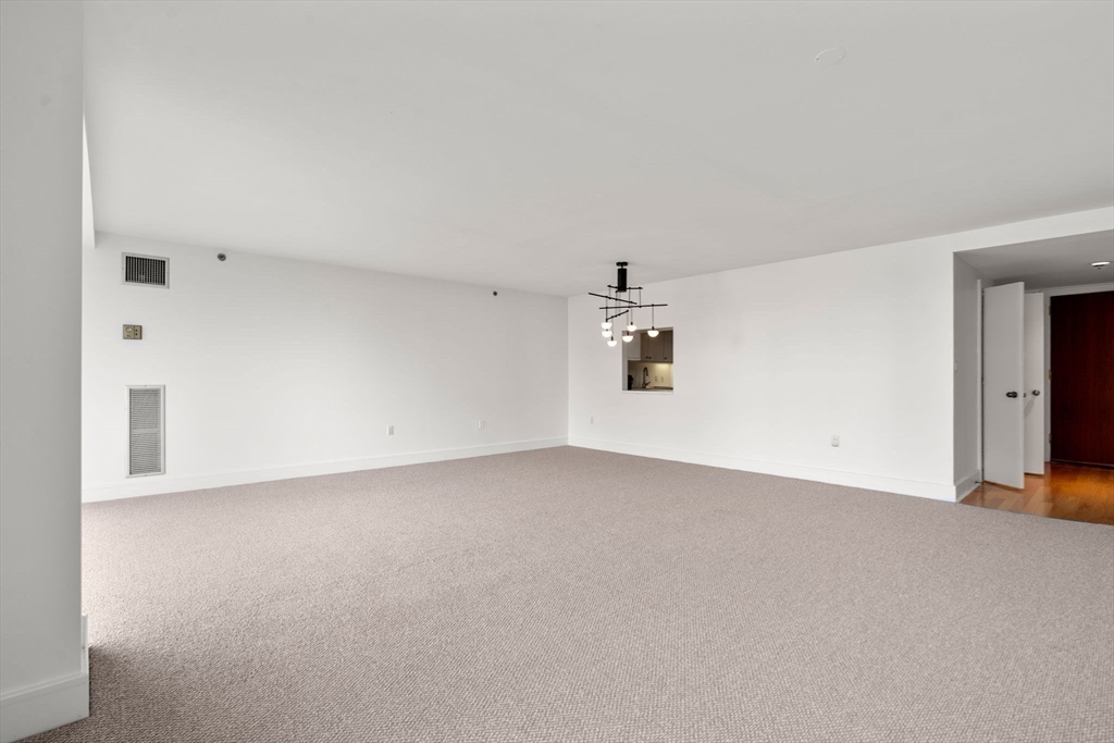 75-83 Cambridge Pkwy Unit: E807