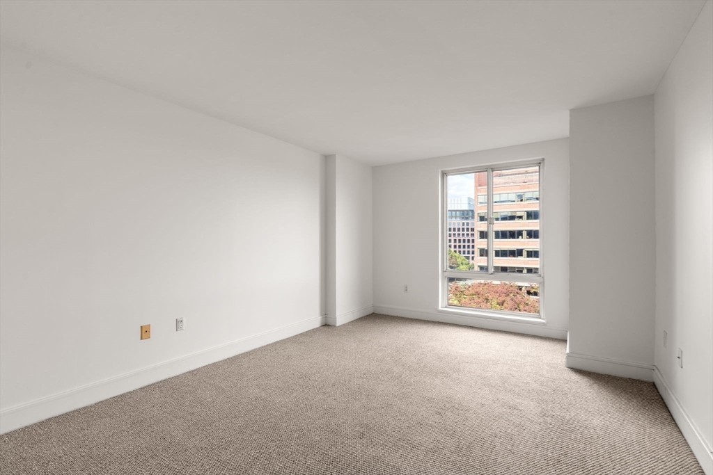 75-83 Cambridge Pkwy Unit: E807