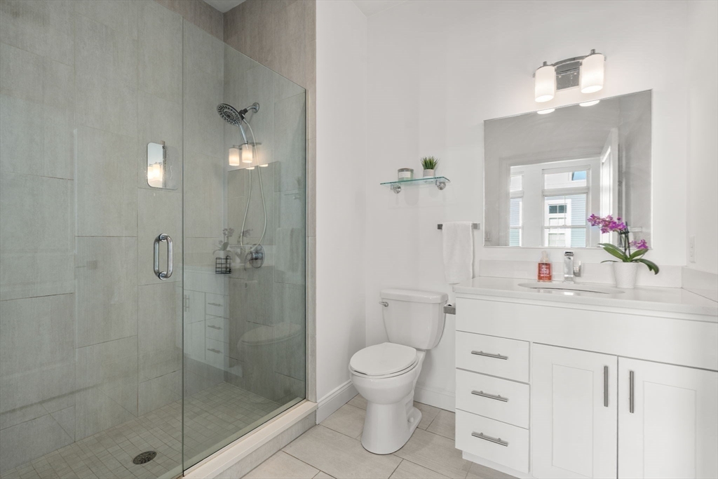 170 W Broadway # 308