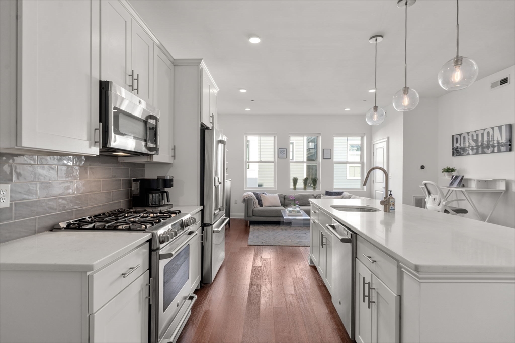 170 W Broadway # 308