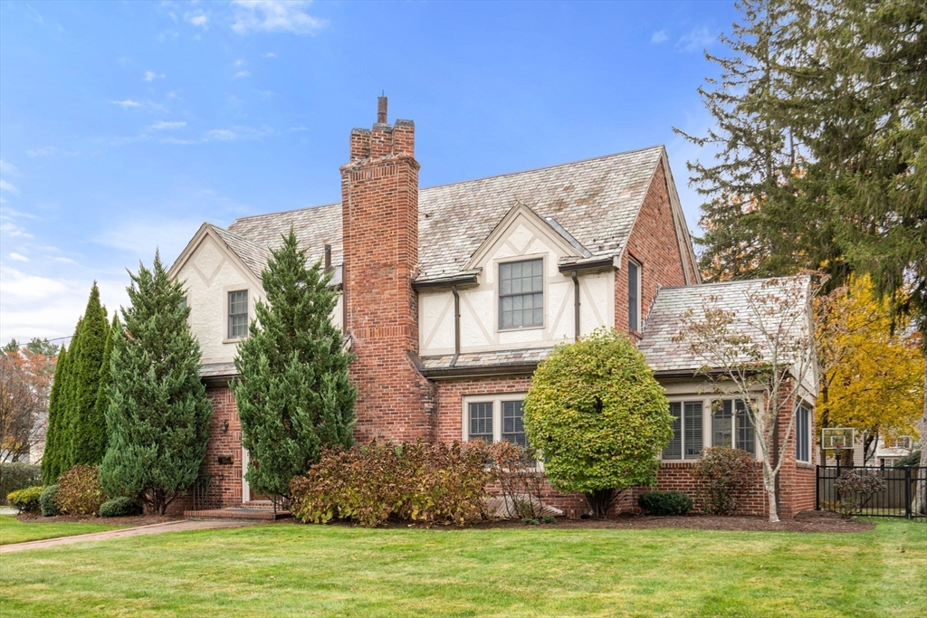 55 Evelyn Rd