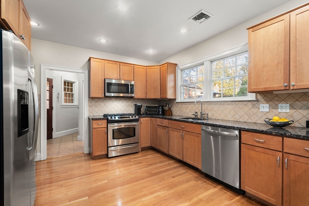 55 Evelyn Rd