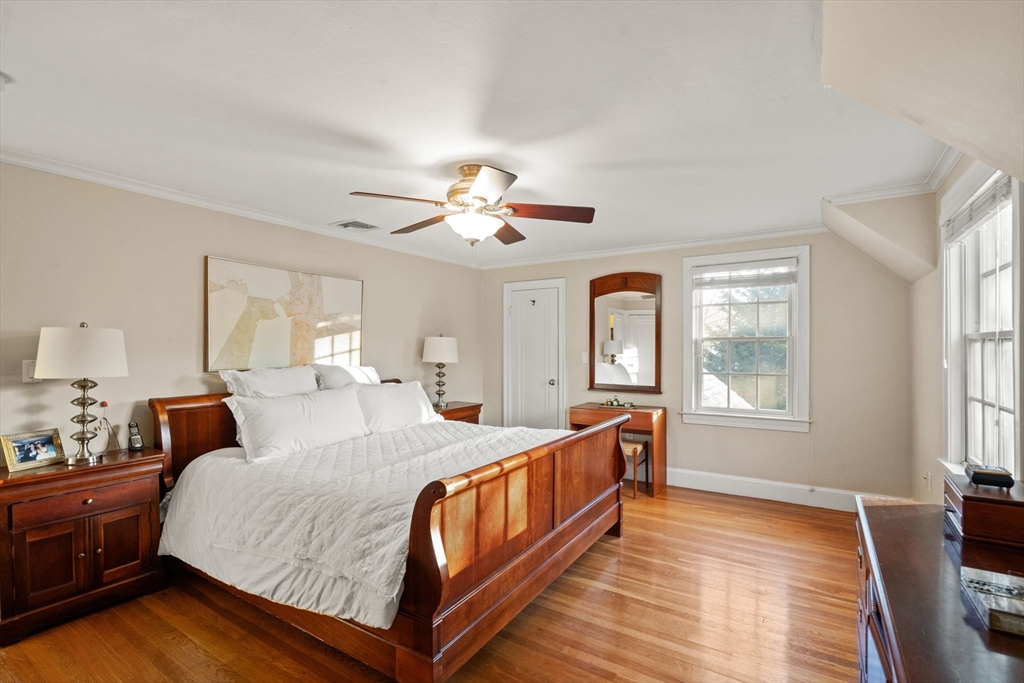 55 Evelyn Rd