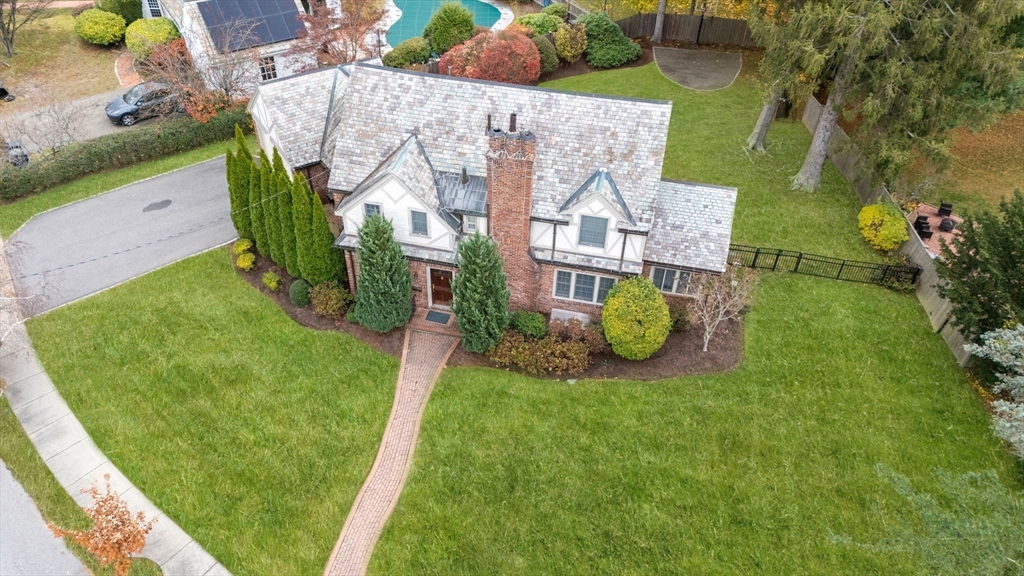 55 Evelyn Rd